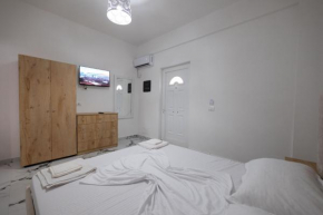 Twins Apartments